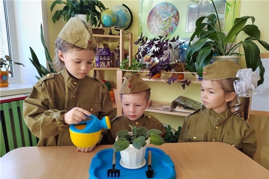 Участие в ежегодной акции «Цветок ветерану»