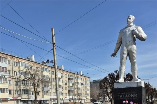 В предверии праздника Дня Космонавтики воспитанники подготовительной группы "Теремок" отправились на экскурсию