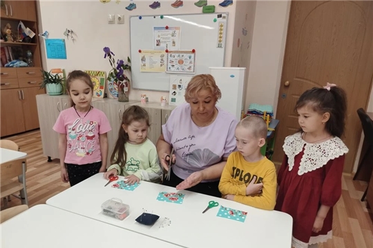 Профессионалитет-детский сад. Безопасность и шитье.