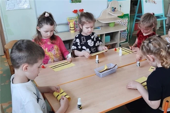 День пчел.