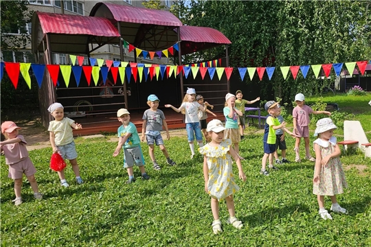 Лето в ритме танца: как прошел праздник «Веселое лето» 