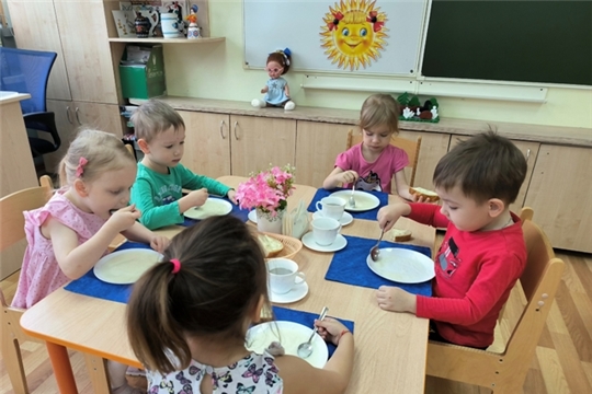 Завтрак в детском саду