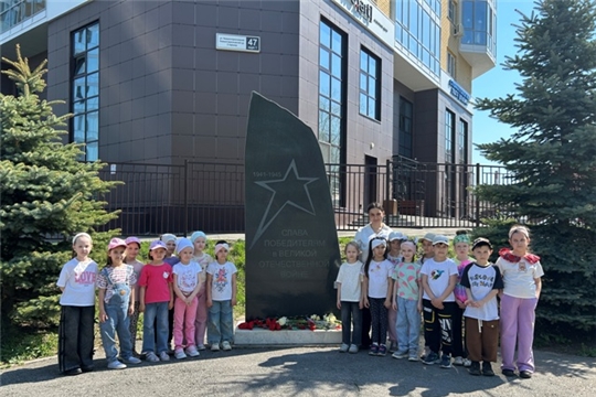Реализация проекта «По родному краю с рюкзаком шагаю»- обелиск « Слава победителям в Великой Отечественной войне»