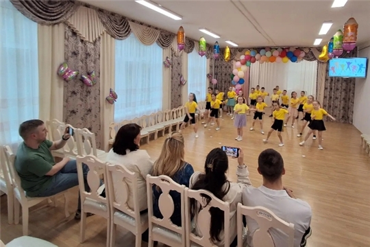 Танцы – это радость: отчетное мероприятие для родителей 