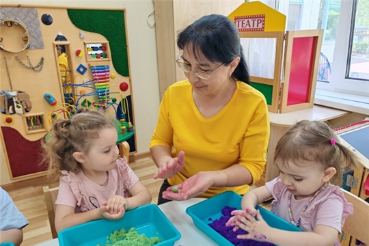 Отчётное занятие кружка «Волшебный песок»