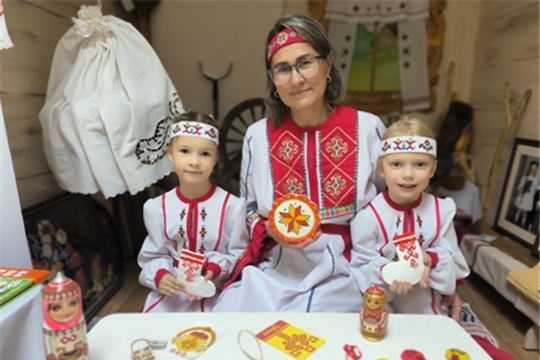Родные ладони рисуют Чувашию