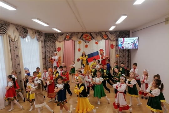 Музыкально-литературная гостиная "Творческая мозаика России"