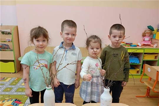 «Наблюдение за веточками берёзы и тополя»