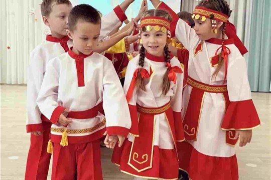 «День языков народов России»