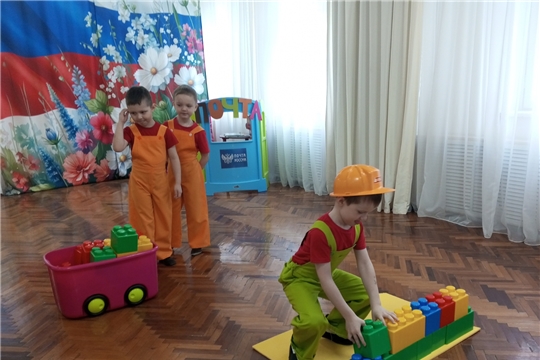 Мир! Труд! Май!