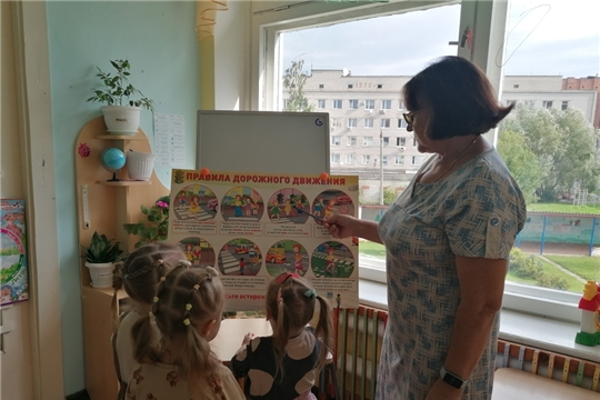 Безопасность во дворах - мы водители