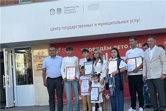 Семья Максимовых - победители конкурса "Семья года" в номинации "Спортивная"