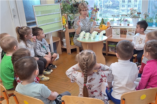 Разноцветные капустные листочки