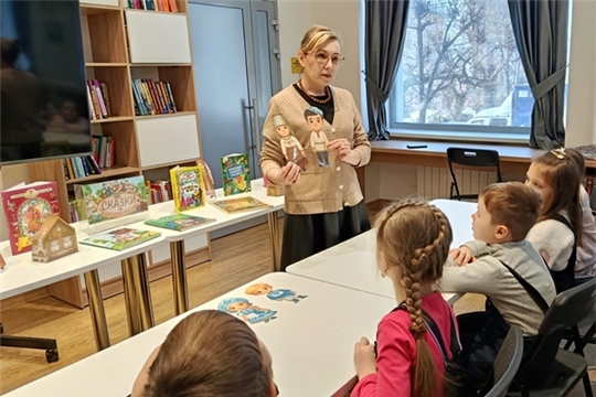 Прогулка по улице И Франко. Библиотека им Л.Агакова