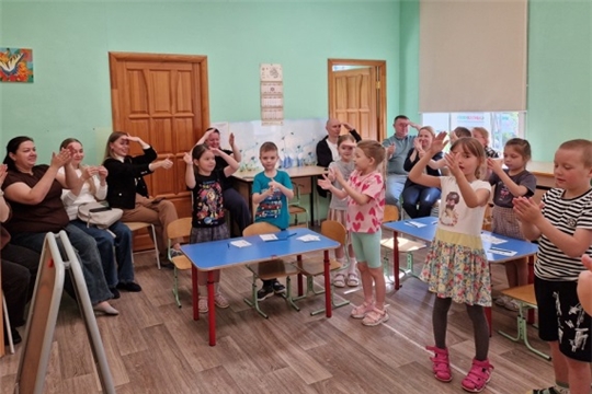 Открытое занятие в кружке "Звукарики" в группе "Пчелки"
