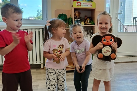 День рождение Чебурашки