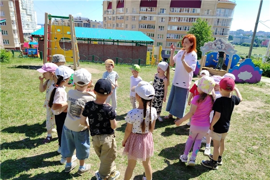 Творческое лето: музыкальные игры на улице