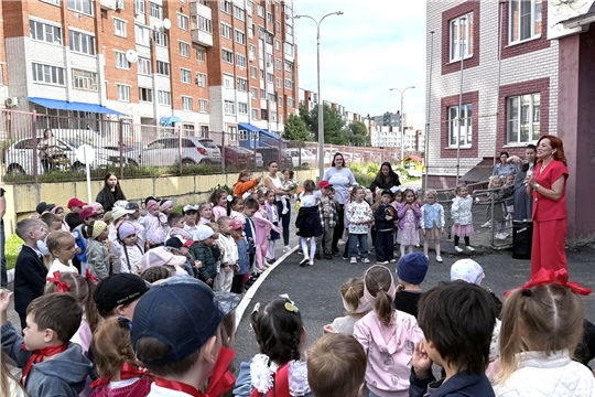 Праздник в детском саду «Лето прощай, День знаний встречай!»
