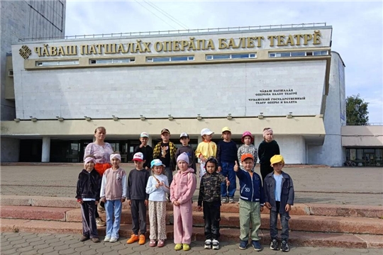 Экскурсия к Певческому полю