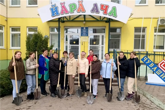 В детском саду проходят весенние субботники