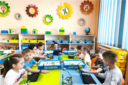 Удивительный мир «LEGOробот»
