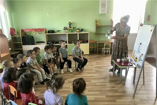 Воспитанники группы «Малышарики» узнали «секреты» чистой воды.