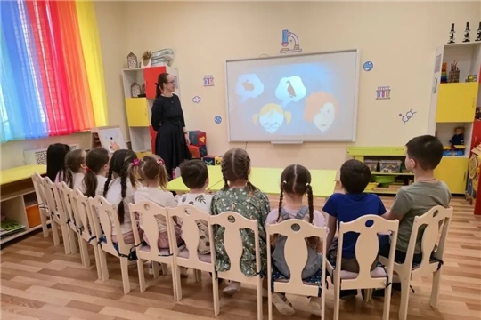 Синий чемоданчик