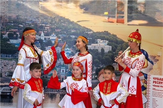 «Семейный Акатуй: нити чувашского наследия в маминых руках»