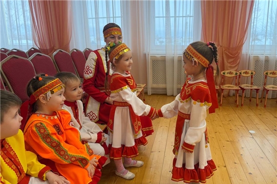 Ознакомление с национальными играми