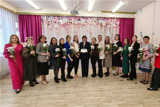 С Международным Женским Днем