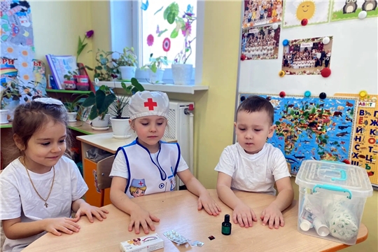 Правила безопасности с лекарствами для малышей