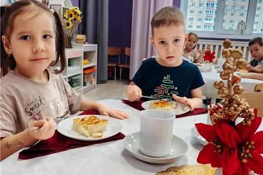 Омлет - отличный источник энергии для ребенка.
