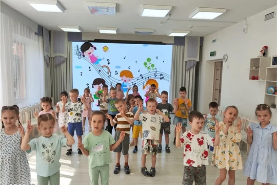  Кружок "Музыкальный ручеёк"