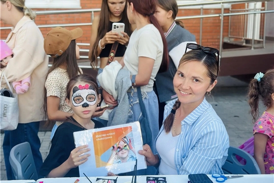 Мастер-класс по аквагриму «Дети — цветы жизни, и они делают нашу жизнь ярче!»