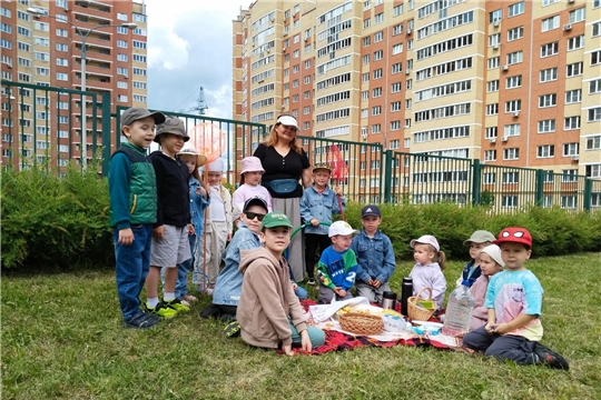 День пикника на свежем воздухе