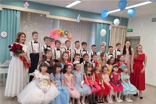 Волшебный выпускной в детском саду  «Алиса в Стране чудес»!