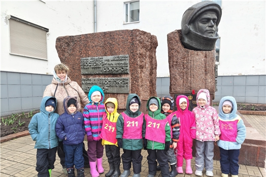 Экскурсия к памятникам