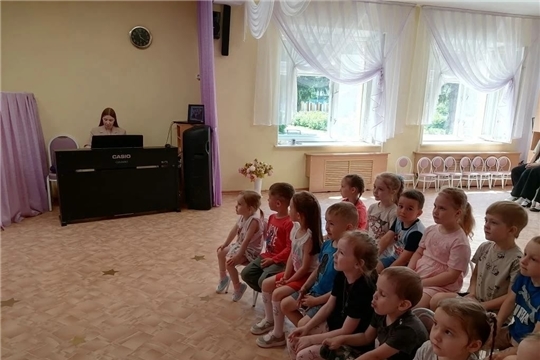 Концерт фортепианной музыки «Солнечный круг» в детском саду.