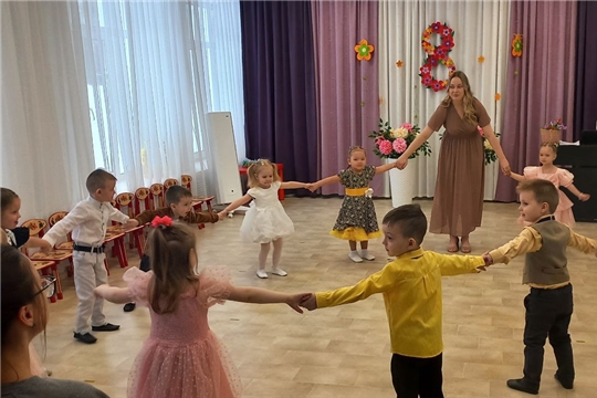 Утренник "8 Марта"!