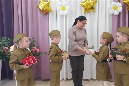 Патриотическая акция "СВОя фиалка".