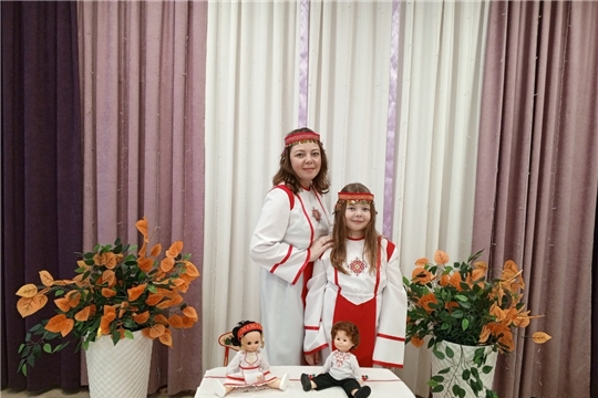 Фоточеллендж "Моя семья в национальном костюме".