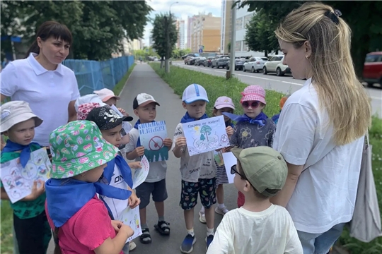 «Маленькие защитники большой планеты»: экологическая акция в рамках проекта «Яркое лето»