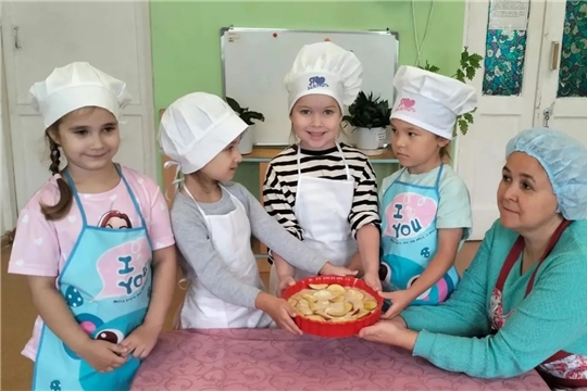 Яблочный Спас: мамины традиции — детям» — сохраняем семейные ценности вместе.