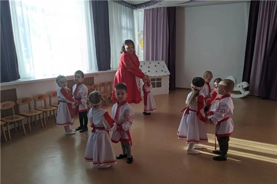 Реализация муниципального проекта «Чувашский край — люби и знай» в группе «Звёздочки».