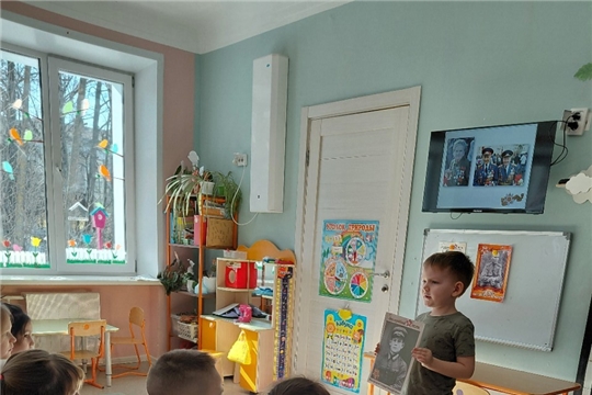 Познавательный час «Герои войны» в подготовительной группе: память о подвиге