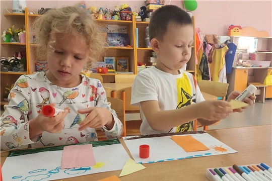 Сюжетная аппликация «Наш город»