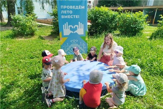 Музыкальная игралочка: продолжаем осваивать непростобарабан!