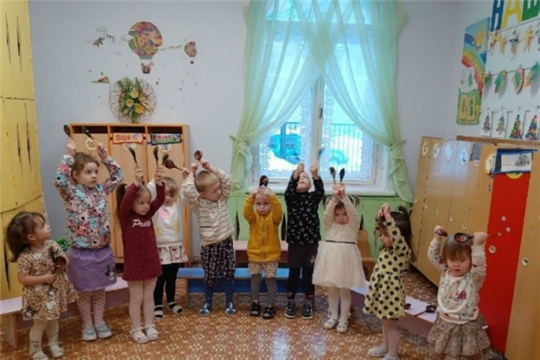 Малыши с удовольствием посещают занятия по логоритмике