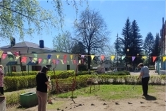В ДОУ прошел субботник