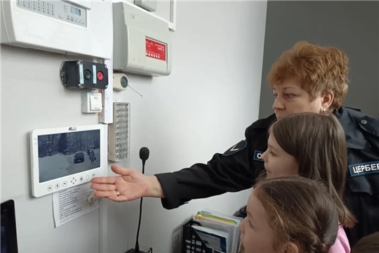 Экскурсия на пост охраны детского сада